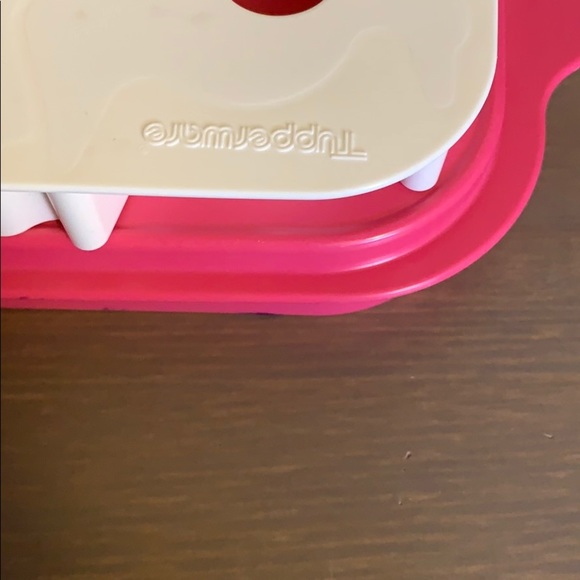 Tupperware Vintage Pink and White Jello Mold (Animal Shapes) - Picture 6 of 7